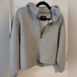 YPB Your Personal Best Women’s Gray Cropped Hoodie Size Medium